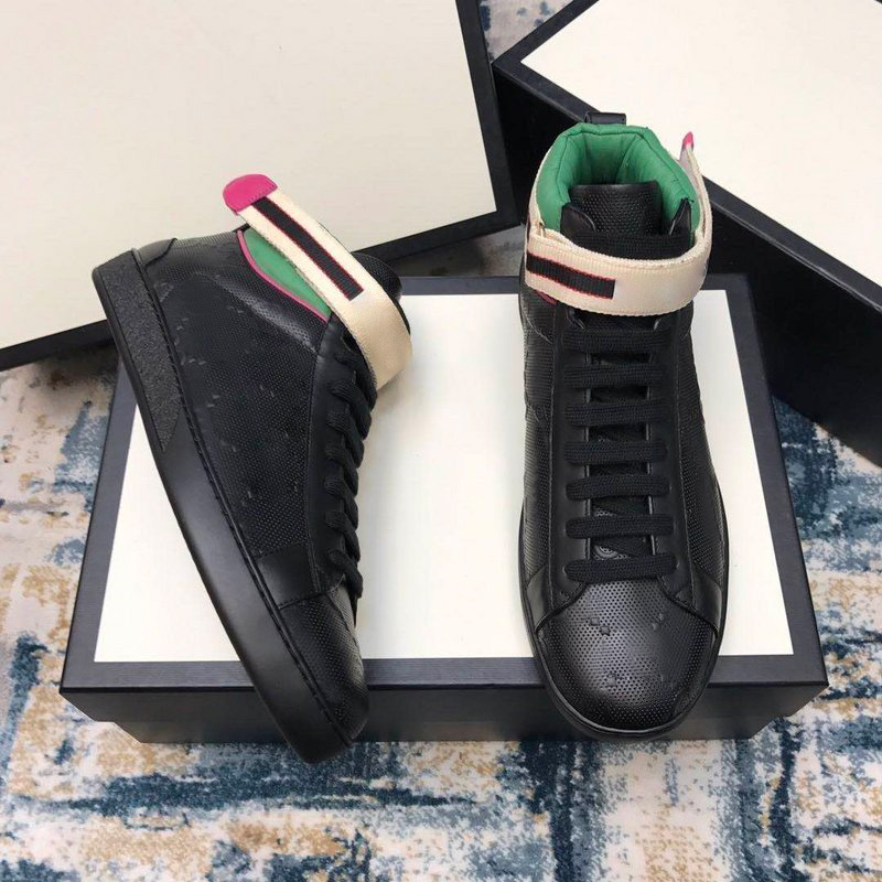 Classic Men shoe real Leather women luxury sneakers Loafers lace up high top fashion Luxurys Designers shoes mens trainers with box Size 38-45
Classic Men shoe real Leather women luxury sneakers Loafers lace up high top fashion Luxurys Designers shoes mens trainers with box Size 38-45