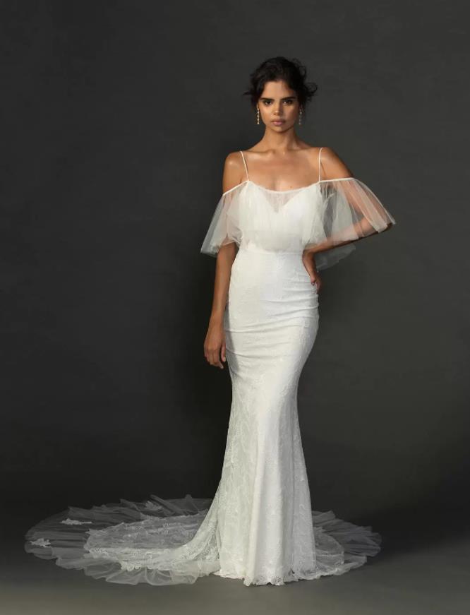 Open Back Mermaid Hippie Wedding Dresses with Spaghetti Straps Sheer Bolero Off the Shoulder Boho country Wedding Gowns Beach Bridal Dress