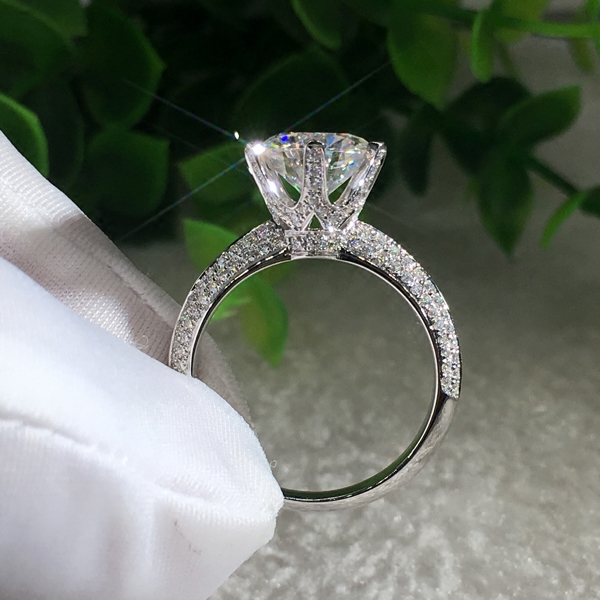 Size 5-10 Classical Six Claw Wedding Rings Luxury Jewelry Real Soild 925 Sterling Silver 8MM Round Cut White Topaz Moissanite Pave CZ Diamond Women Et