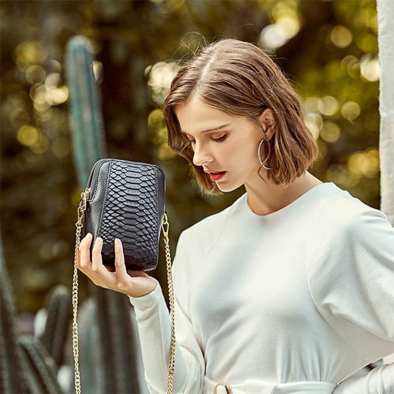 2021 New Luxury High Quality 100% Genuine leather Lady Girl's Mobile Phone Crossbody Shoulder All Match Wild Handbag For Women
2021 New Luxury High Quality 100% Genuine leather Lady Girl's Mobile Phone Crossbody Shoulder All Match Wild Handbag For Women