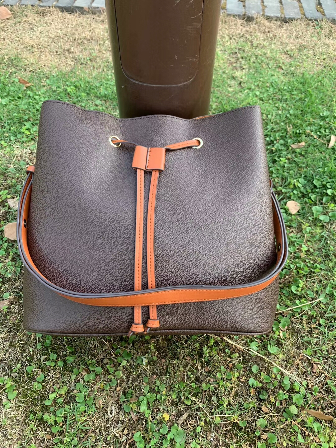 2021 designer famous handbags neonoe shoulder bags noé leather bucket women flower printing crossbody bag purse
2021 designer famous handbags neonoe shoulder bags noé leather bucket women flower printing crossbody bag purse
