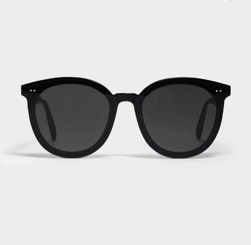 Sunglasses Solo Fashion Women Round Frame Sun Glasses Men Gentle Monster Luxury Package, White;black
Sunglasses Solo Fashion Women Round Frame Sun Glasses Men Gentle Monster Luxury Package, White;black