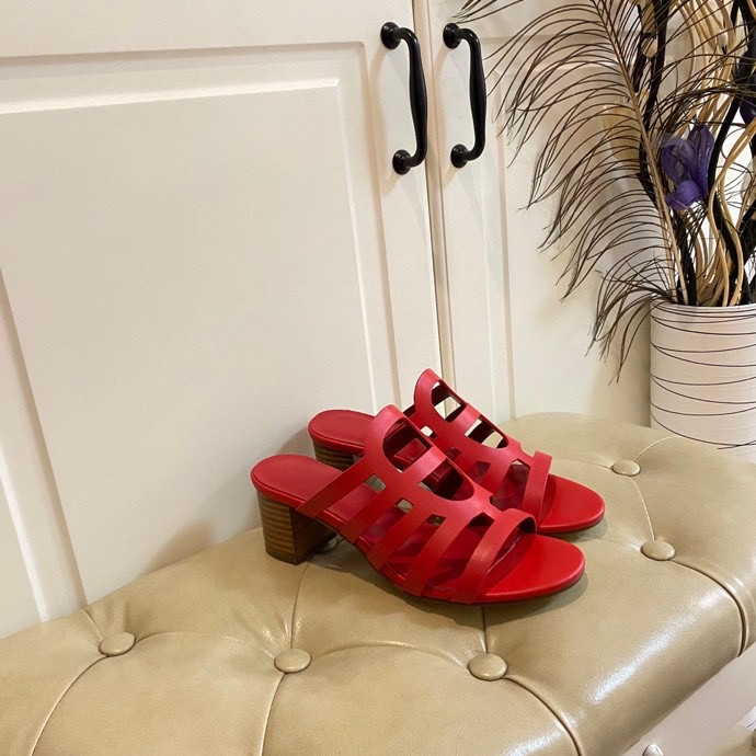 Designer Women Rubber Slide Sandal Platform mules Sandals High Heels Slipper Chunky jelly Bottom Outdoor Beach Flip Flops Party Shoes Candy, 01
Designer Women Rubber Slide Sandal Platform mules Sandals High Heels Slipper Chunky jelly Bottom Outdoor Beach Flip Flops Party Shoes Candy, 01