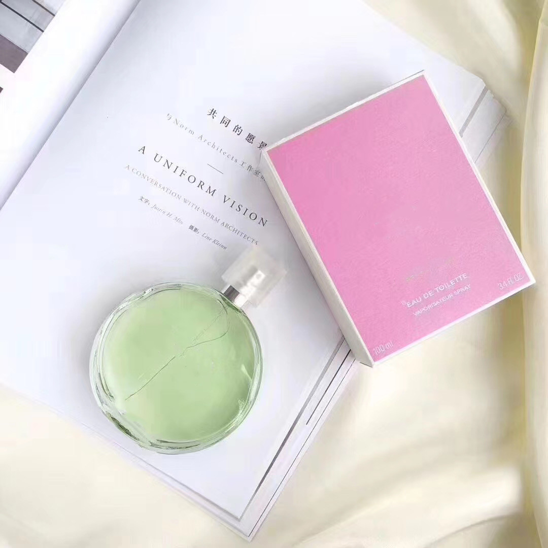 100ml Women Perfume Fragrance EAU TENDRE CHANCE Pink Classic Style Long Lasting Mademoiselle Fragrance Luxury Brand Lady Cologne 3.3oz Highest Version
100ml Women Perfume Fragrance EAU TENDRE CHANCE Pink Classic Style Long Lasting Mademoiselle Fragrance Luxury Brand Lady Cologne 3.3oz Highest Version