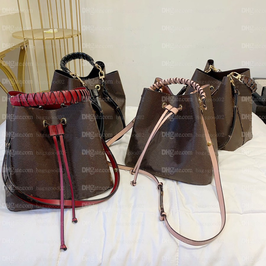 2021 Women's Designers Famous luxurys handbags brands Woven Tote NEONOE shoulder bags Noé leather bucket bag women flower printing crossbody purse, Old flower brown
2021 Women's Designers Famous luxurys handbags brands Woven Tote NEONOE shoulder bags Noé leather bucket bag women flower printing crossbody purse, Old flower brown
