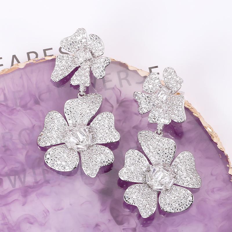 Dangle & Chandelier Elegant Flower Drop Earring Full Paved CZ Stone Luxury Jewelri Women Wedding Party Earrings, Silver
Dangle & Chandelier Elegant Flower Drop Earring Full Paved CZ Stone Luxury Jewelri Women Wedding Party Earrings, Silver