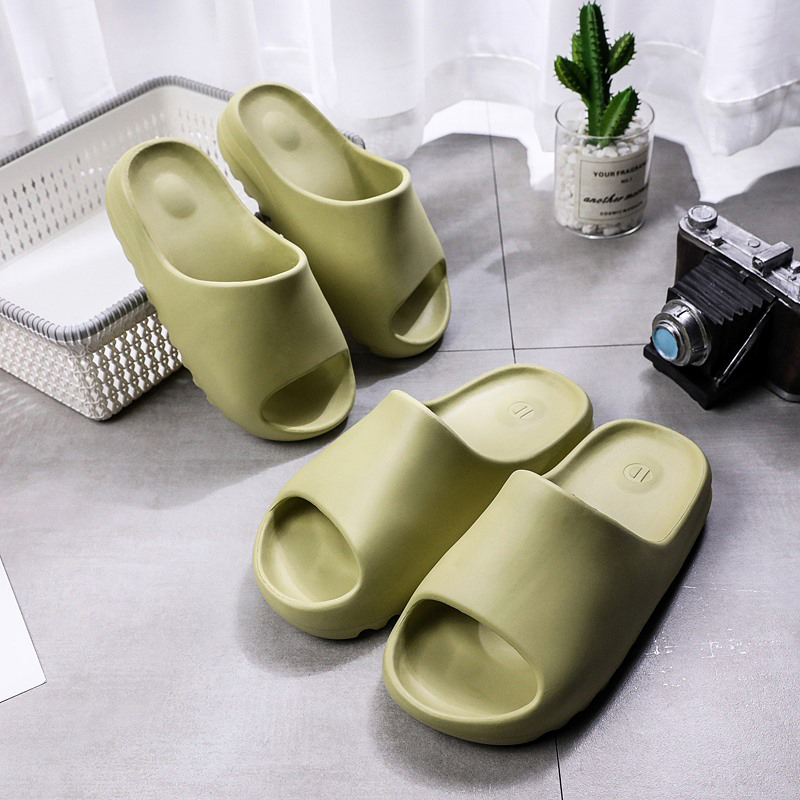 Top quality 2022 platform slipper sandal shoes foam runner pure core biack resin enflame orange bone west men women luxury designer slides, Box
Top quality 2022 platform slipper sandal shoes foam runner pure core biack resin enflame orange bone west men women luxury designer slides, Box