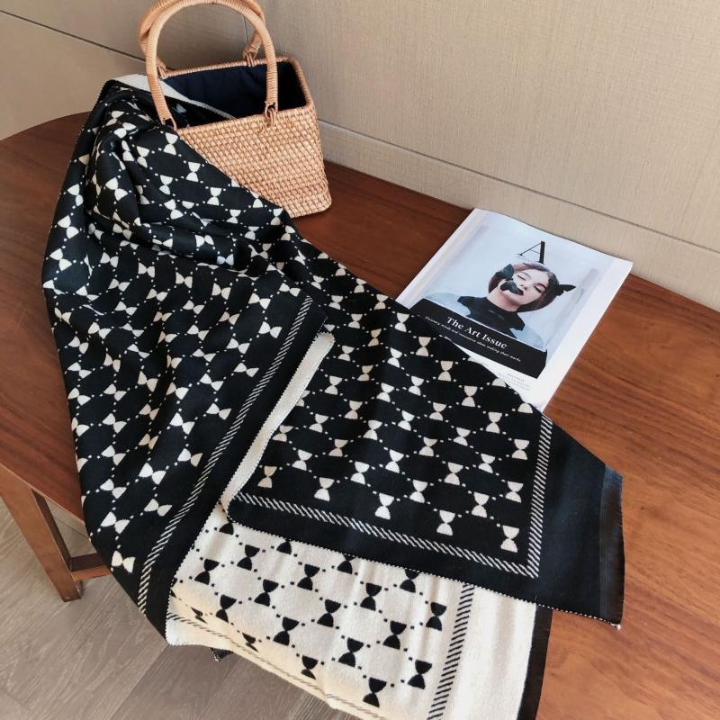 Scarves 2021 Fashion The Listing Winter Cashmere Scarf Lady Design Warm Pashmina Blanket Women Shawl Female Decoration Thick
Scarves 2021 Fashion The Listing Winter Cashmere Scarf Lady Design Warm Pashmina Blanket Women Shawl Female Decoration Thick