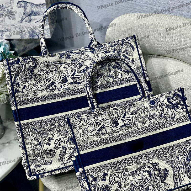 3D Embroidered Tiger Pattern Book Tote Bags Luxury Designer Big Shoulder Shopping Bag Large Capacity Canvas Messenger Handbag Handmade, No bsga
3D Embroidered Tiger Pattern Book Tote Bags Luxury Designer Big Shoulder Shopping Bag Large Capacity Canvas Messenger Handbag Handmade, No bsga