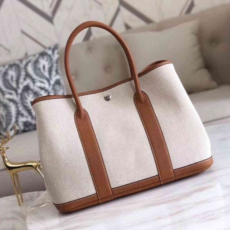 designers hand herme way women's cloth garden single shoulder diagonal cross portable fashion shopping bag Bucket Tote Bag handbag wan
designers hand herme way women's cloth garden single shoulder diagonal cross portable fashion shopping bag Bucket Tote Bag handbag wan