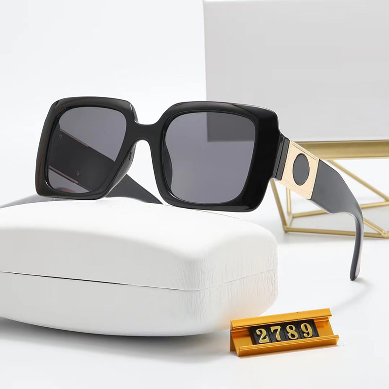 sunglasses designer woman New Classic Retro glasses Fashion Trend ladies eyeglasses Anti Glare Uv400 Gradient Lens Outdoor Eyewear Casual sunglasses For Women
sunglasses designer woman New Classic Retro glasses Fashion Trend ladies eyeglasses Anti Glare Uv400 Gradient Lens Outdoor Eyewear Casual sunglasses For Women