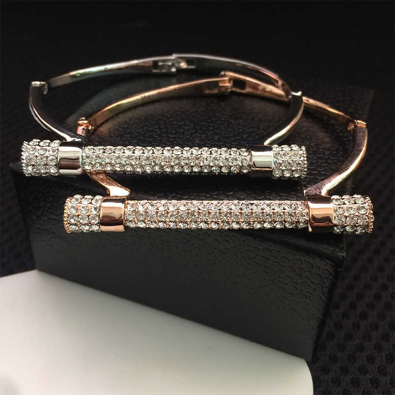 Nail Screw Cuff Bangle Stylish Horseshoe Detachable Bracelet with Multi Crystal Cuff Bracelet
Nail Screw Cuff Bangle Stylish Horseshoe Detachable Bracelet with Multi Crystal Cuff Bracelet