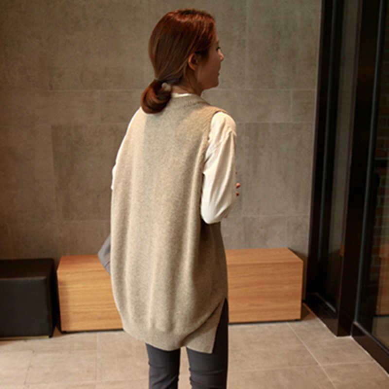 V neck Girls Pullover vest sweater Autumn Winter Short Knitted Women Sweaters Vest Sleeveless Warm Sweater Casual oversize 210914