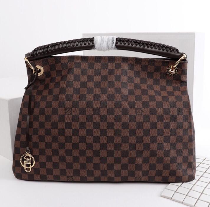 High QualityLVLouisVitton Vutton Lady Crossbody Bags Quality Handbags Chain Women Shoulder Bag Luxury Backpack Designer, 4-black
High QualityLVLouisVitton Vutton Lady Crossbody Bags Quality Handbags Chain Women Shoulder Bag Luxury Backpack Designer, 4-black