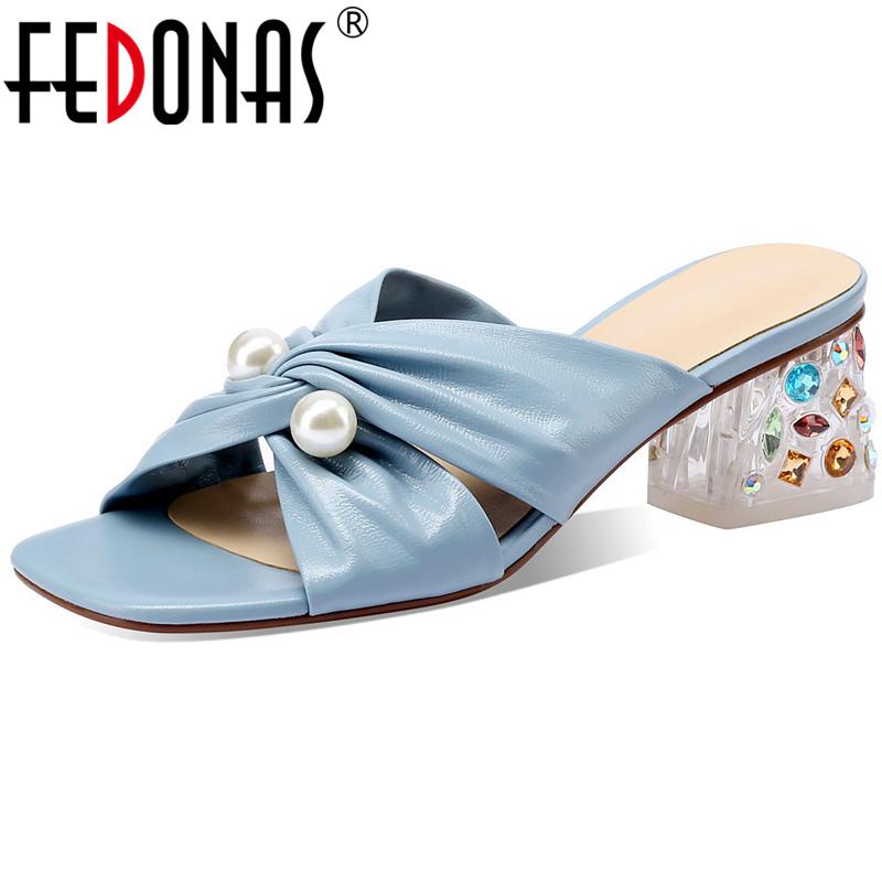 Dress Shoes FEDONAS Rhinestone Women Slippers Genuine Leather Sweet Pearl Decoration Sandals Summer Est Party Wedding Woman, Black
Dress Shoes FEDONAS Rhinestone Women Slippers Genuine Leather Sweet Pearl Decoration Sandals Summer Est Party Wedding Woman, Black
