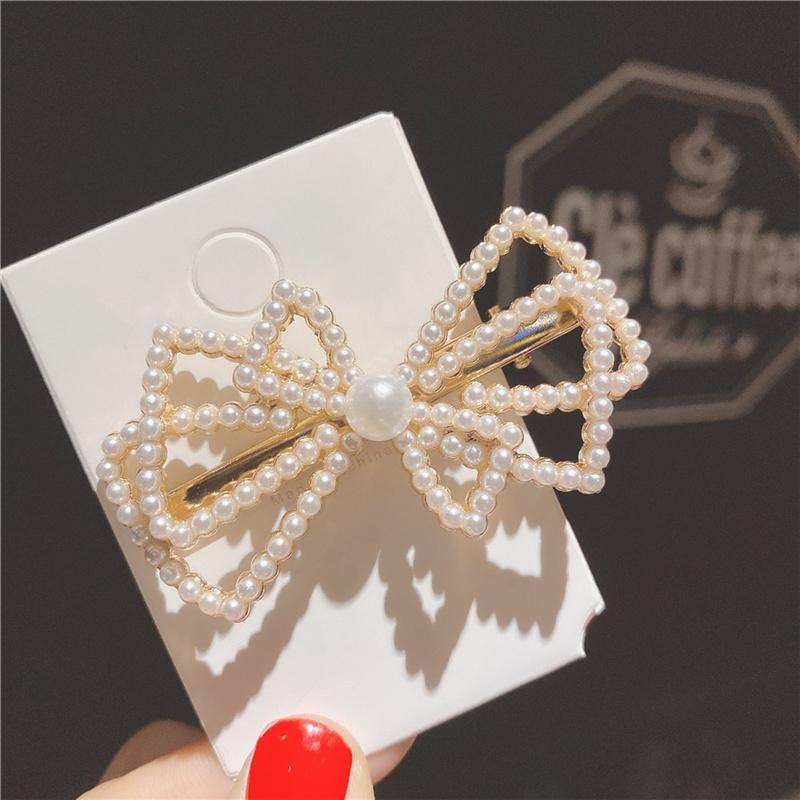 Hair Clips & Barrettes Super Fairy Hairpin Back Of Head Bangs Side Clip Girly Korean High-end Temperament Pearl Butterfly Headdress
Hair Clips & Barrettes Super Fairy Hairpin Back Of Head Bangs Side Clip Girly Korean High-end Temperament Pearl Butterfly Headdress