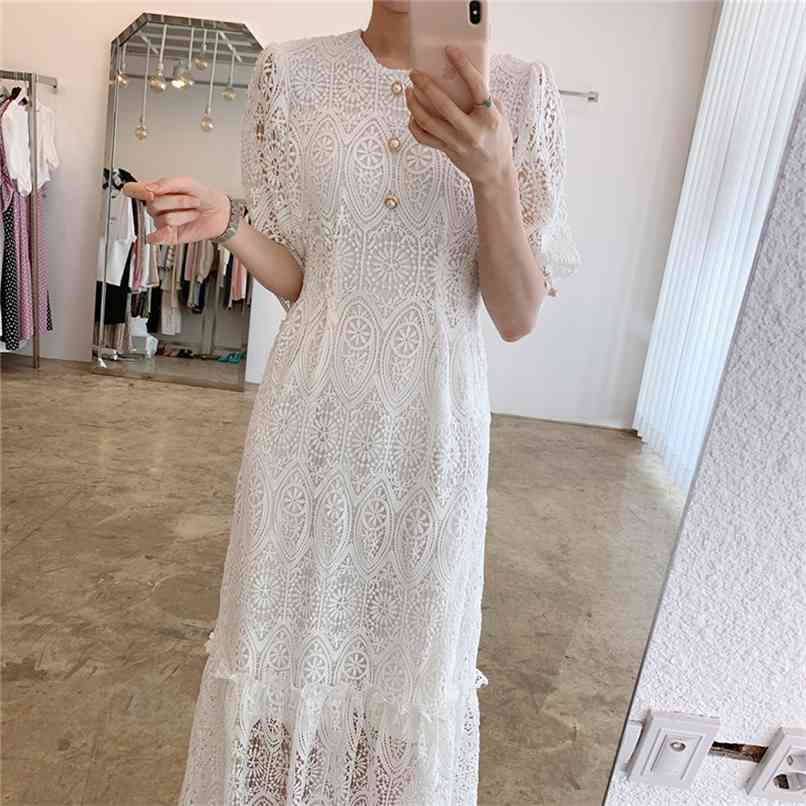 Temperament Hook Flower Hollow Out White Lace Dress Women Summer Elegant Ladies Pearl buckle Deco Puff sleeve 210602
Temperament Hook Flower Hollow Out White Lace Dress Women Summer Elegant Ladies Pearl buckle Deco Puff sleeve 210602