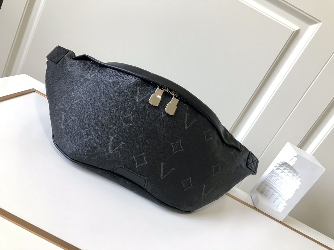 High quality high-end leather men's sports waist bag casual bag 47*20*9cm, Black
High quality high-end leather men's sports waist bag casual bag 47*20*9cm, Black