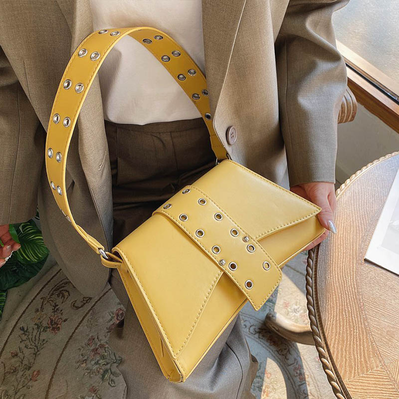 Black Women Purse Leather Small Handbags For Women 2021 Butterfly Rivet Design Armpit Shoulder Bag Fashion Hobos Bag Retro Flap, Black shoulder bag
Black Women Purse Leather Small Handbags For Women 2021 Butterfly Rivet Design Armpit Shoulder Bag Fashion Hobos Bag Retro Flap, Black shoulder bag