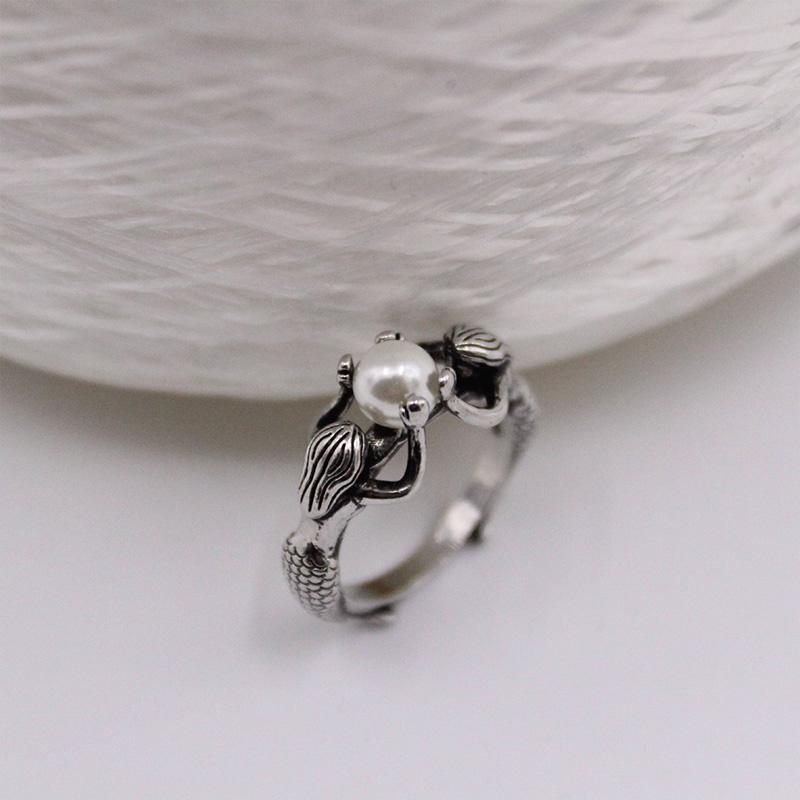 Wedding Rings 1PC Creative Gorgeous Mermaid Pearl Ring For Women Fashion Elegant Accessories Charming Ladies Party Jewelry, Slivery;golden
Wedding Rings 1PC Creative Gorgeous Mermaid Pearl Ring For Women Fashion Elegant Accessories Charming Ladies Party Jewelry, Slivery;golden