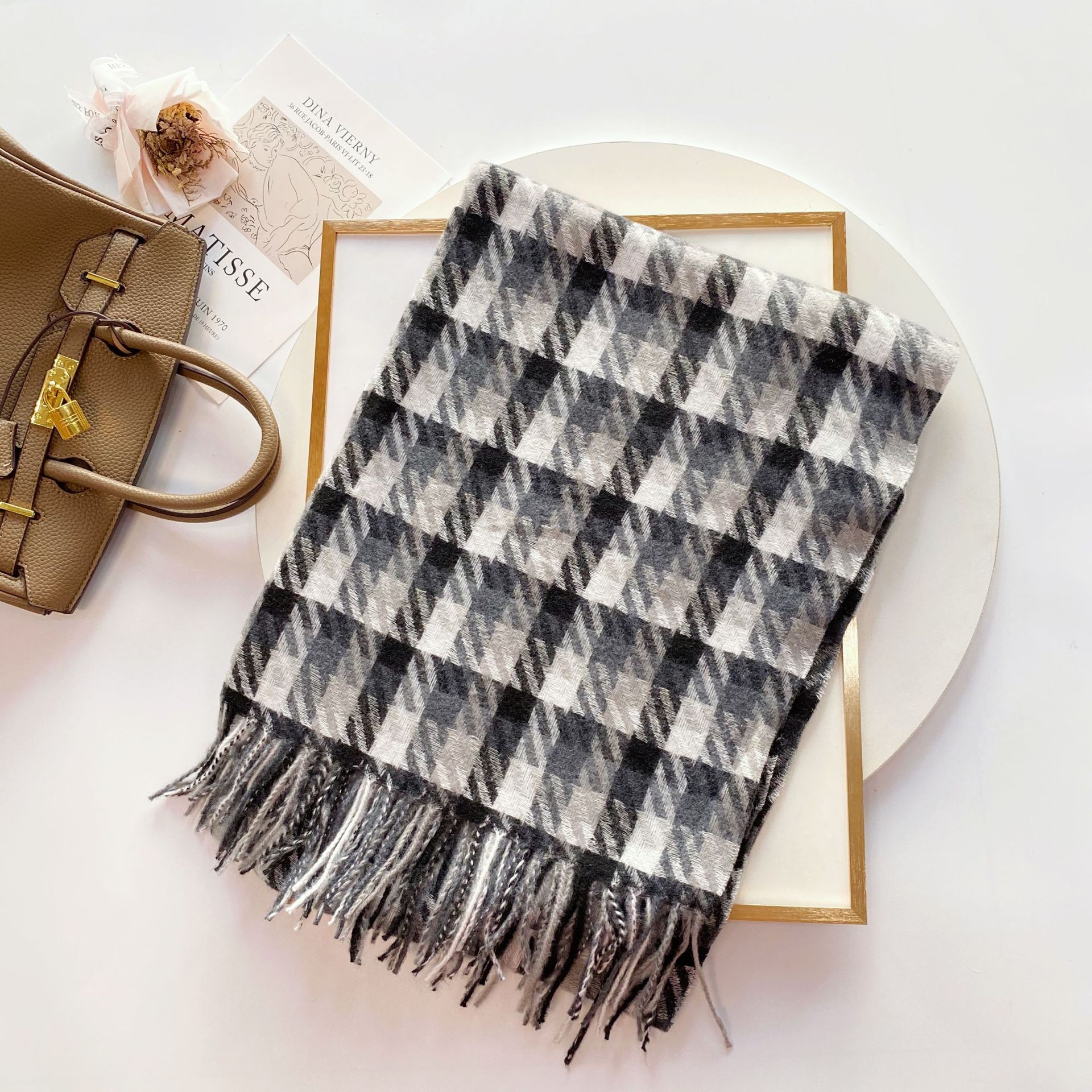2021 New Colorful Houndstooth Cashmere Plaid Scarf Female Candy Color Korean Style Shawl Student Cute Scarf No. 6
2021 New Colorful Houndstooth Cashmere Plaid Scarf Female Candy Color Korean Style Shawl Student Cute Scarf No. 6