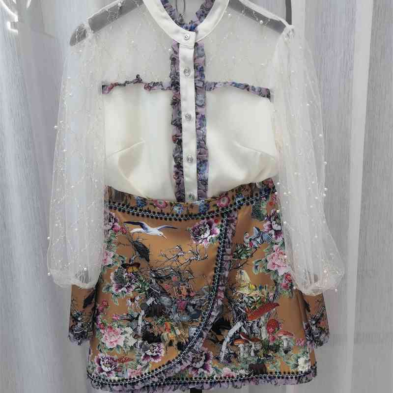 Truevoker European Runway Designer Skirt Set Women Lantern Sleeve Perspective Lace Blouse + Oil Painting Print Embroidery 210602, Multi
Truevoker European Runway Designer Skirt Set Women Lantern Sleeve Perspective Lace Blouse + Oil Painting Print Embroidery 210602, Multi