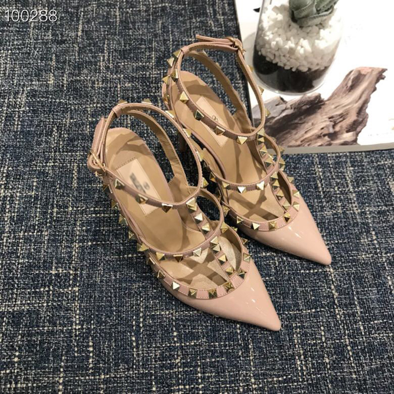 2021 Good Quality Fashion Women Luxurys Designers Shoes Designer Sandals Womens Luxury High Heels Sandal Dress Shoess With Box Size 35-41 -G422, Pink
2021 Good Quality Fashion Women Luxurys Designers Shoes Designer Sandals Womens Luxury High Heels Sandal Dress Shoess With Box Size 35-41 -G422, Pink
