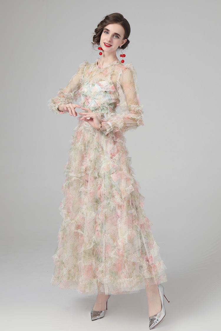 Women's Runway Dresses O Neck Long Sleeves Ruffles Elegant Fashion Tiered Party Prom Gown