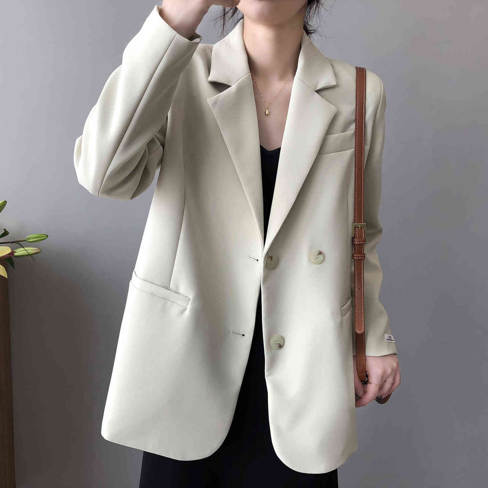Yeeloca Temperament White Blazer Women's Spring Two Buttons Notched Suit Coat British Style Loose Long Sleeve Top 211122