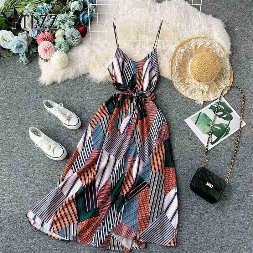 Summer Spaghetti Strap Sexy Dress Vintage Women Printed Fashion V-neck Beach Wear Dresses Ladies Bandage Long Robe Vestidos 210525, Multi
Summer Spaghetti Strap Sexy Dress Vintage Women Printed Fashion V-neck Beach Wear Dresses Ladies Bandage Long Robe Vestidos 210525, Multi