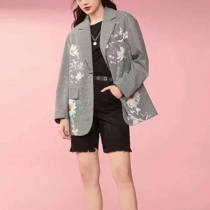Women' Suits & Blazers Women Jacket 2021 Autumn Fashion Flower Print Black And White Plaid Blazer Coat Vintage Long Sleeve Female Outerwear, Multi
Women' Suits & Blazers Women Jacket 2021 Autumn Fashion Flower Print Black And White Plaid Blazer Coat Vintage Long Sleeve Female Outerwear, Multi