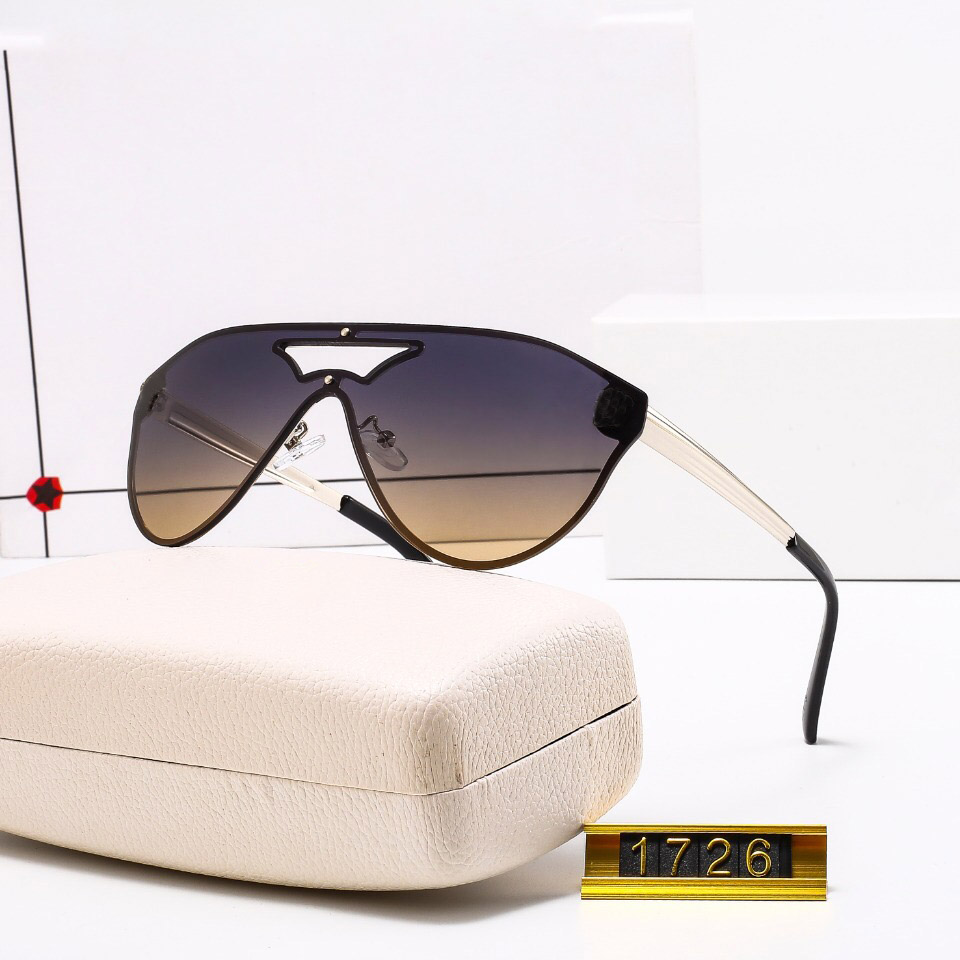 1726M high quality Fashion designer brand sunglasses for men and women travel shopping UV400 protection Retro Shades Pilot
1726M high quality Fashion designer brand sunglasses for men and women travel shopping UV400 protection Retro Shades Pilot