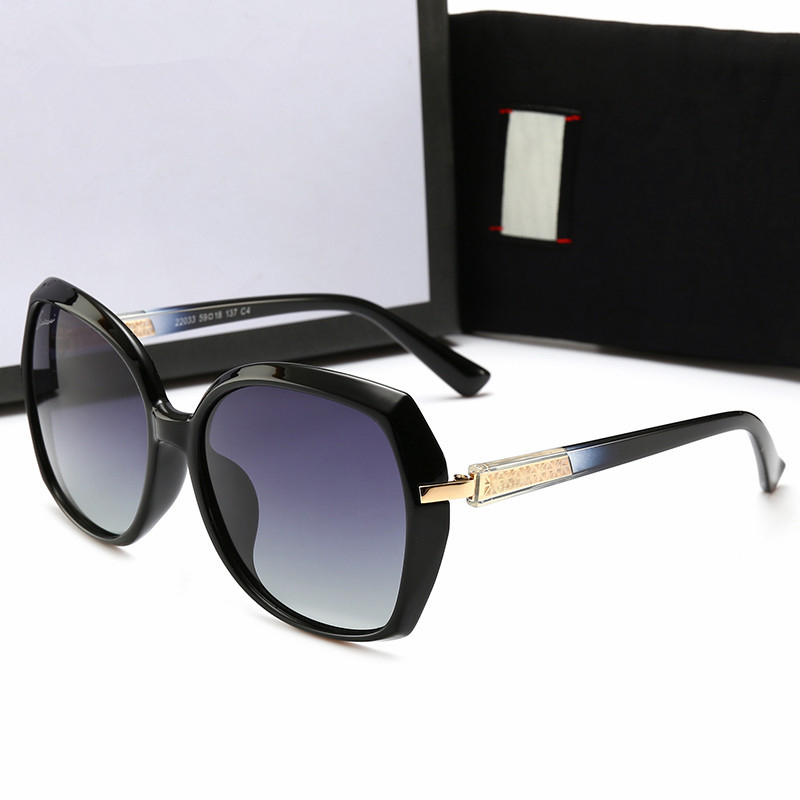 2021 Polarized Luxury Sunglasses Driving Shades Male Sun Glasses For Men Retro Brand Designer Gafas De sol With Box, White;black
2021 Polarized Luxury Sunglasses Driving Shades Male Sun Glasses For Men Retro Brand Designer Gafas De sol With Box, White;black