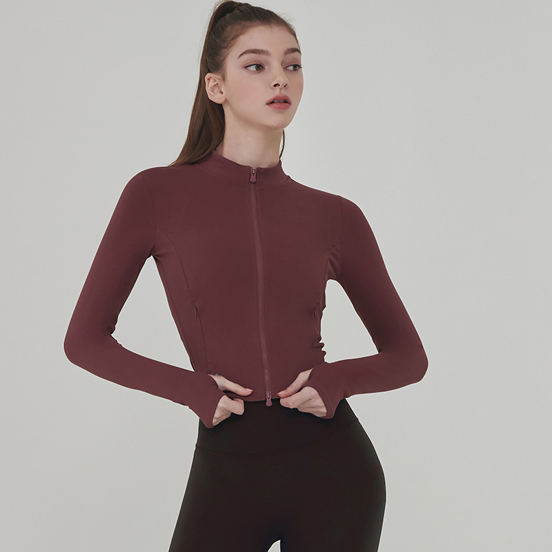 2023 new slim-fit yoga jacket new women's sports fitness running yoga clothes short zipper stand collar jacket, Black
2023 new slim-fit yoga jacket new women's sports fitness running yoga clothes short zipper stand collar jacket, Black