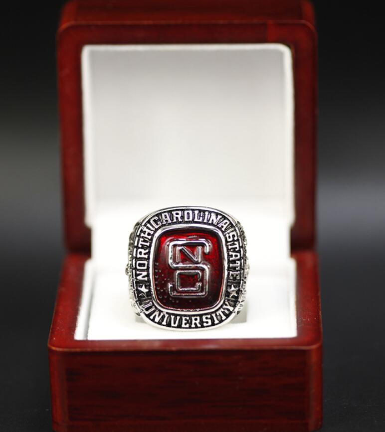 1974 North Carolina National Team Championship Ring With Wooden Box Souvenir Men Fan Sport Gift Wholesale 2021
1974 North Carolina National Team Championship Ring With Wooden Box Souvenir Men Fan Sport Gift Wholesale 2021