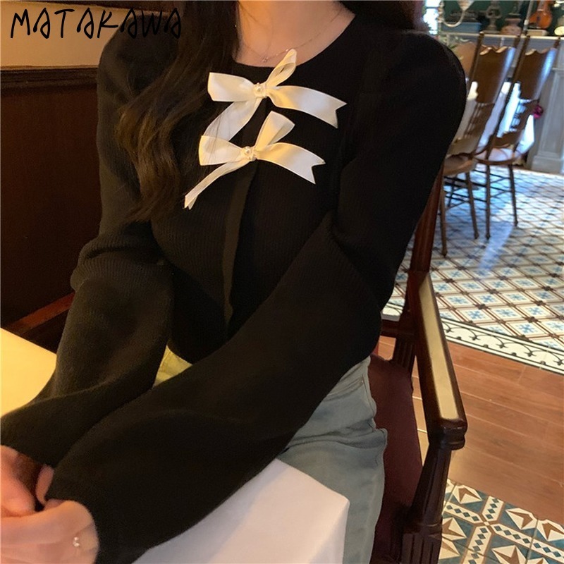 MATAKAWA White Bottoming Top Women O-Neck Sweater Spring Korean Fashion Bow Knit Sweater 210513