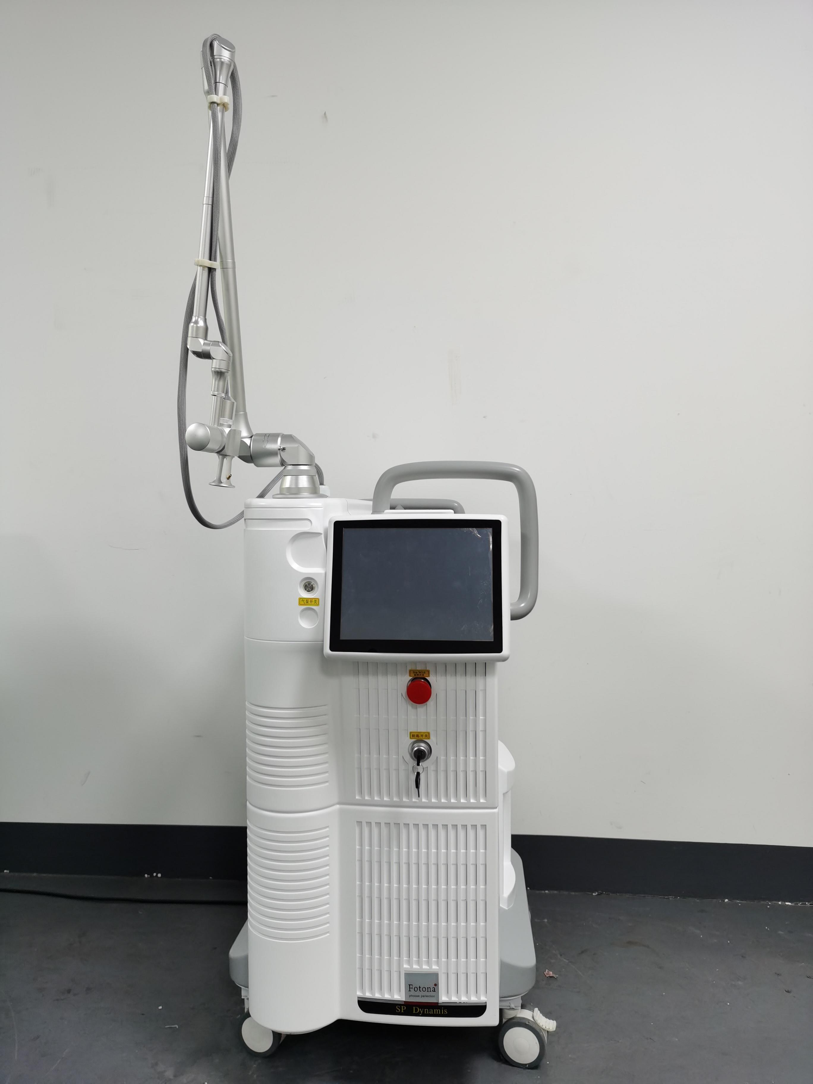 CO2 laser beauty salon equipment Vaginal Tightening Acne treatment Machine RF
