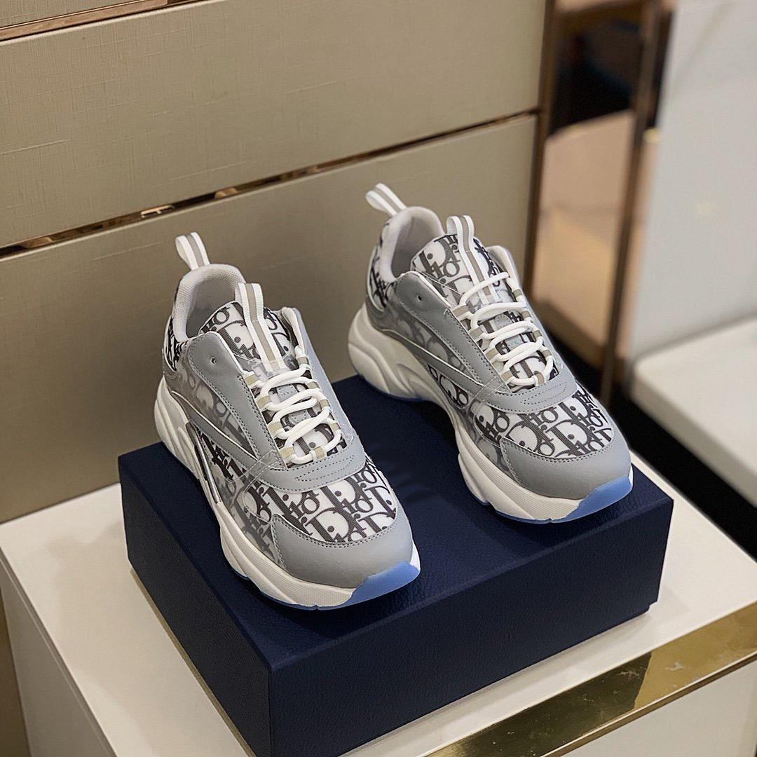 Luxury Designer shoes 8 colors sneakers Platform Shoes genuine leather trainers White trainers for Men Women Flat Casual Shoes size35-45 k20, As picture 6
Luxury Designer shoes 8 colors sneakers Platform Shoes genuine leather trainers White trainers for Men Women Flat Casual Shoes size35-45 k20, As picture 6