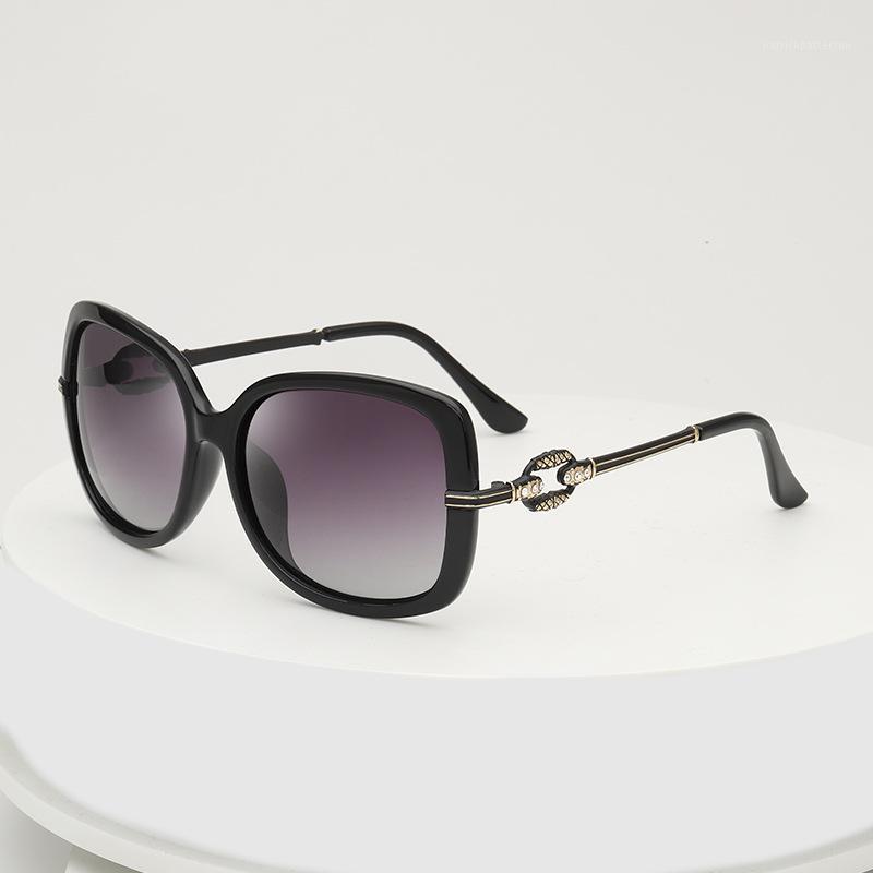 Square Sunglasses Women Polarized Sun Glasses Woman Elegant European Fashion Ladies Light Blocking Uv400 Eyewear Travel Oculos
Square Sunglasses Women Polarized Sun Glasses Woman Elegant European Fashion Ladies Light Blocking Uv400 Eyewear Travel Oculos