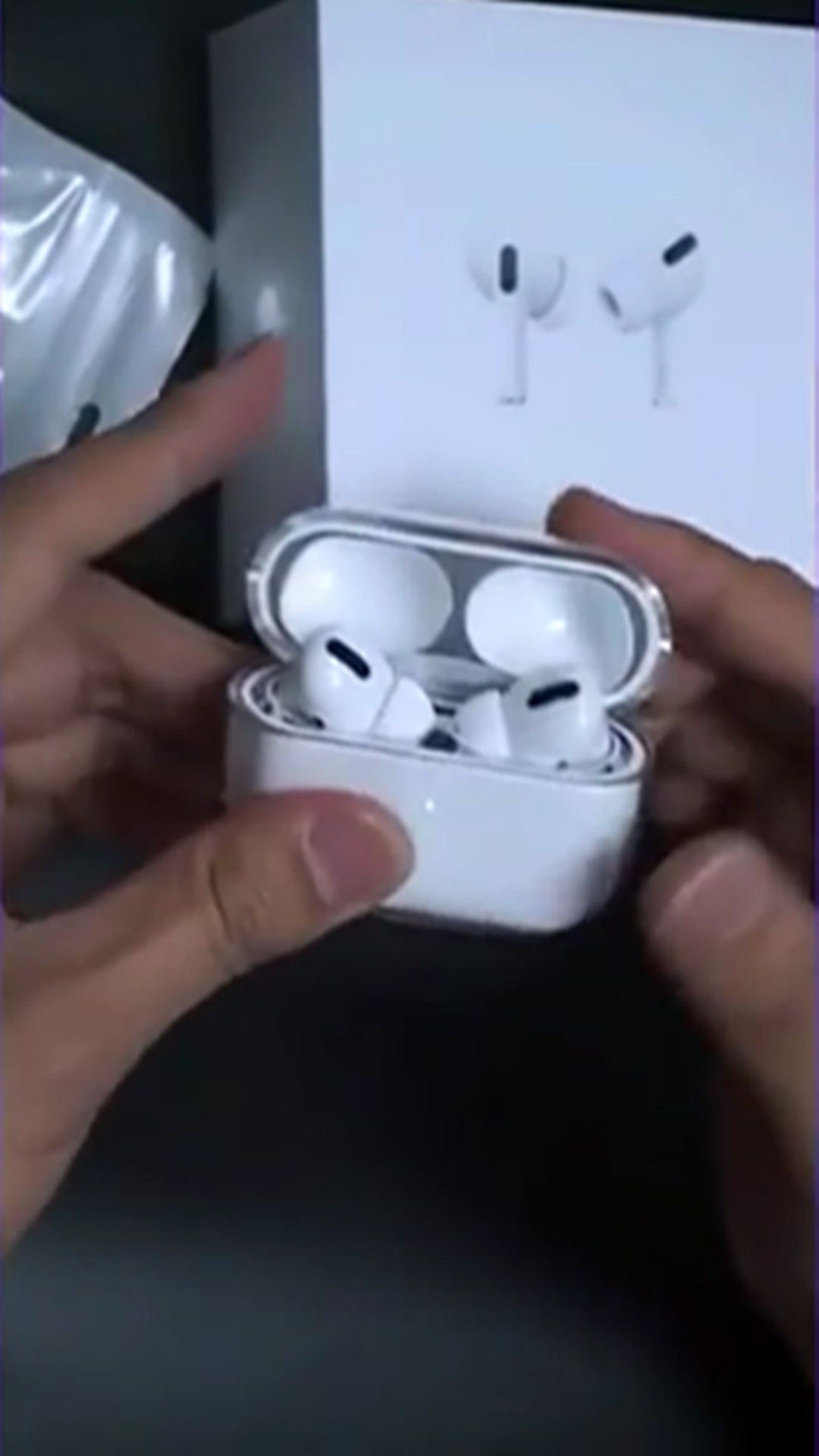 For Apple AirPods Pro 2 AirPodsPro Earphone Glossy Snap Case Crystal Invisible Ultra Thin Hard PC Cover Clear Protect Shell
For Apple AirPods Pro 2 AirPodsPro Earphone Glossy Snap Case Crystal Invisible Ultra Thin Hard PC Cover Clear Protect Shell