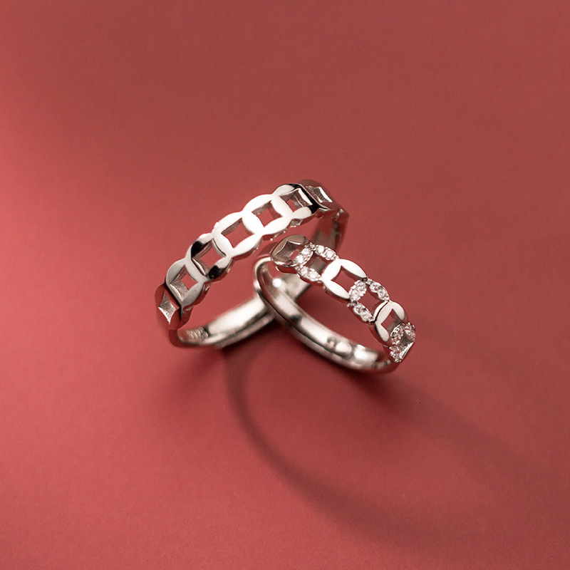 irocchio s925 silver temperament hollowed out diamond square korean geometric men's and women's couple ring j8454
irocchio s925 silver temperament hollowed out diamond square korean geometric men's and women's couple ring j8454