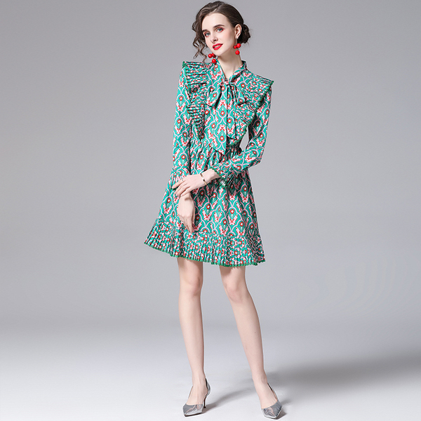 Fashion Runway Beach Dress Summer Women Flare Sleeve Bow Neck Green Floral Print Ladies Ruffles A-Line Mini 210519