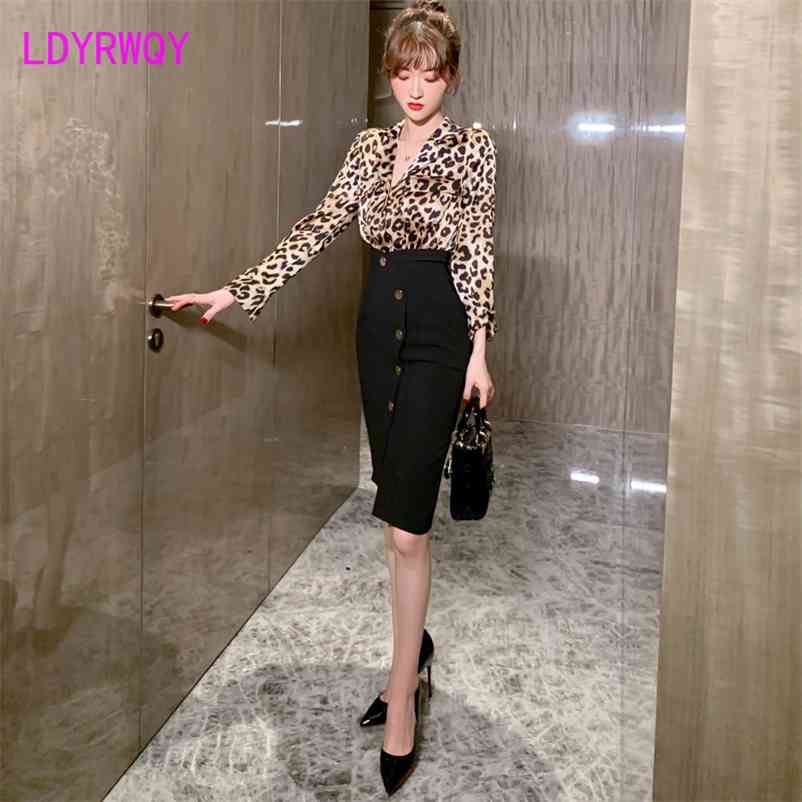 spring women's temperament printed Satin waist Leopard Dress Office Lady 210603, Black
spring women's temperament printed Satin waist Leopard Dress Office Lady 210603, Black