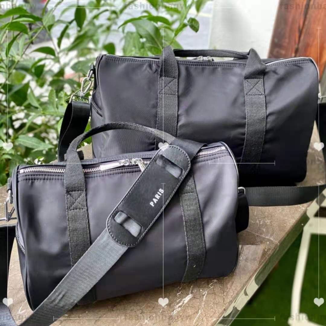 Sell Keepall Duffel Bags Bandouliere 41 31 Women Men Travel Bag Pure Black and White Printed High Quality Sport Outdoor Packs, 22222222
Sell Keepall Duffel Bags Bandouliere 41 31 Women Men Travel Bag Pure Black and White Printed High Quality Sport Outdoor Packs, 22222222