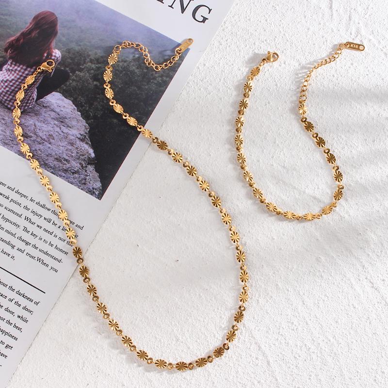 Chains 21 Fashion Simple And Graceful 316L Stainless Steel Gold Plated Waterproof Tarnish Free Necklace Bracelet For Women
Chains 21 Fashion Simple And Graceful 316L Stainless Steel Gold Plated Waterproof Tarnish Free Necklace Bracelet For Women