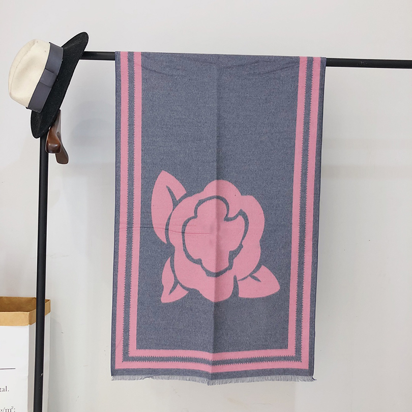 Autumn and winter Fashion leisure High Quality Cashmere Scarf temperament Pashmina Camellia and Letter Shawl Winter Warm Long 185cm
Autumn and winter Fashion leisure High Quality Cashmere Scarf temperament Pashmina Camellia and Letter Shawl Winter Warm Long 185cm