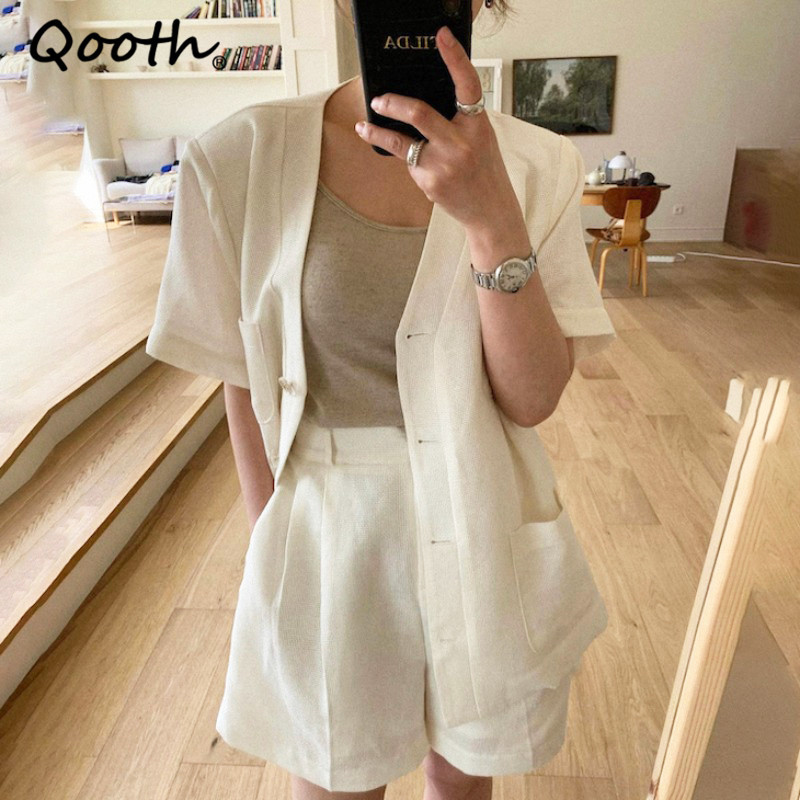 Qooth Summer Two-piece Solid Retro V-neck Short-sleeved Single Breasted Blazer + High Waist Loose Casual Fashion Shorts QT734 210518, White
Qooth Summer Two-piece Solid Retro V-neck Short-sleeved Single Breasted Blazer + High Waist Loose Casual Fashion Shorts QT734 210518, White
