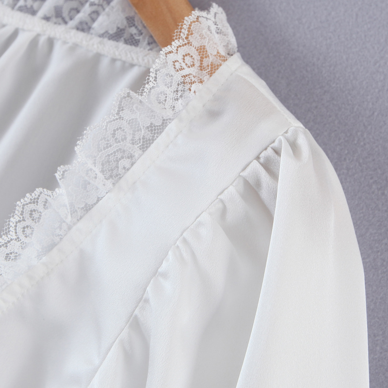 Retro Splice Lace Deep V neck Puff Sleeve Shirt French White color Single-breasted Ruched Slim Waist Short Women Blouse Tops 210429