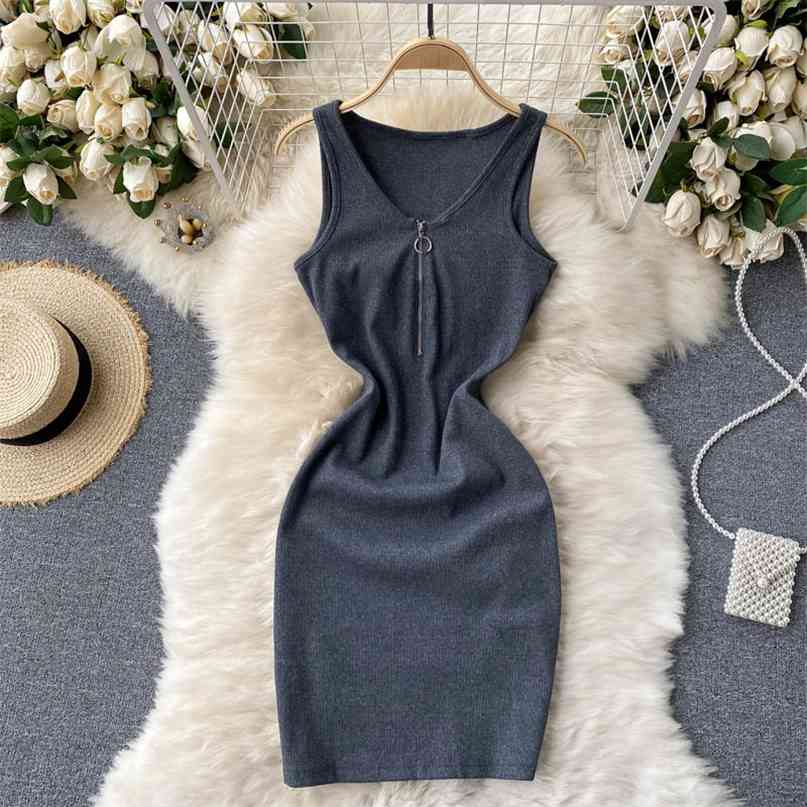 Women's Summer Sleeveless Mini Bodycon Dress Zipper up V-neck Knitted Party Casual Female Solid Slim Tank Vestidos 210603, Dark gray
Women's Summer Sleeveless Mini Bodycon Dress Zipper up V-neck Knitted Party Casual Female Solid Slim Tank Vestidos 210603, Dark gray