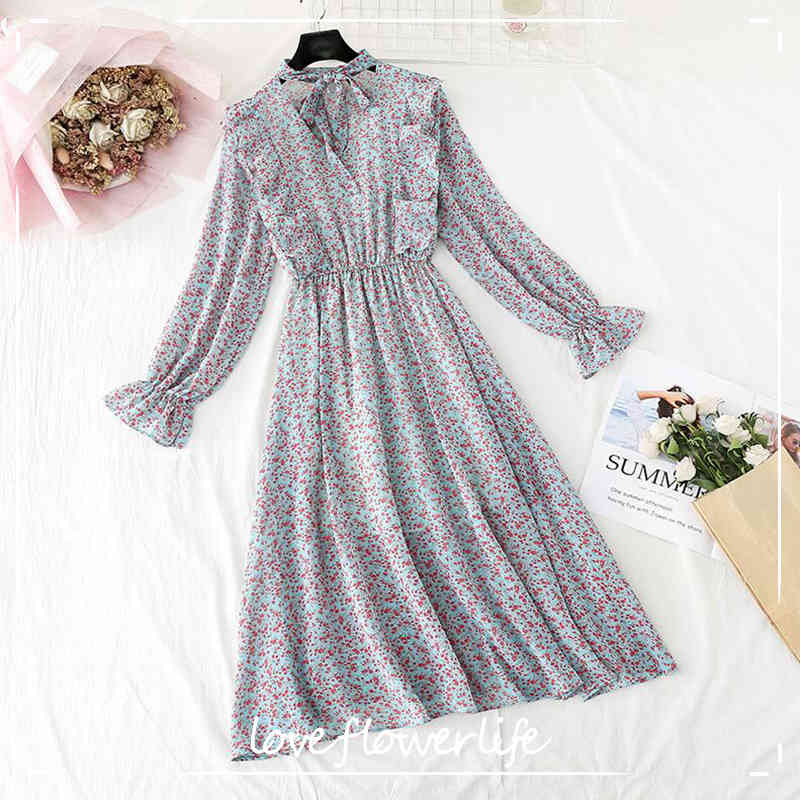 Floral Printing Women Chiffon Dress Spring Vintage V-neck Bow Ruffles Party Vestidos Female Casual Women Midi Dress 210521, Green 
Floral Printing Women Chiffon Dress Spring Vintage V-neck Bow Ruffles Party Vestidos Female Casual Women Midi Dress 210521, Green